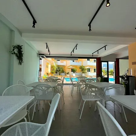 Odyssion Otel 3*