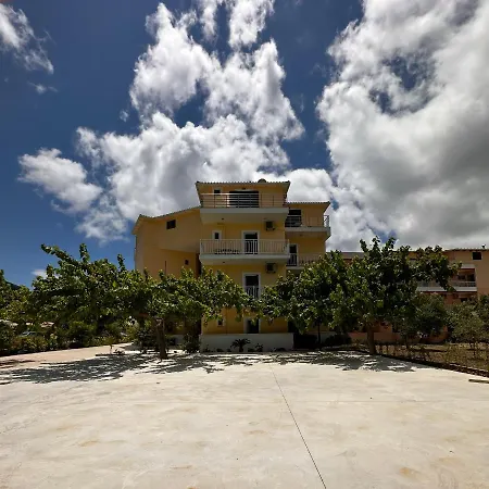 Hotel Odyssion 3* Vasiliki (Lefkada)